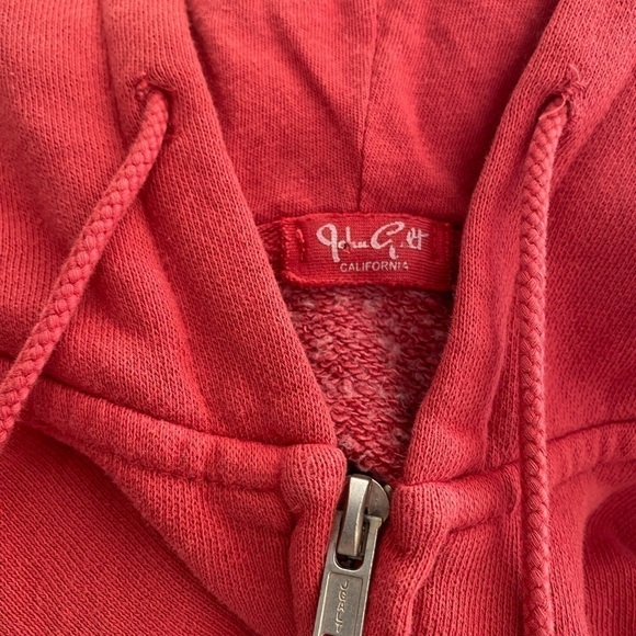 JOHN GAULT OS CORAL HOODIE - Picture 2 of 4